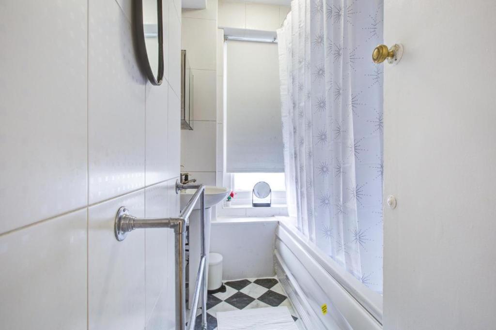 Appartement Beautiful At Edgware Road Londres